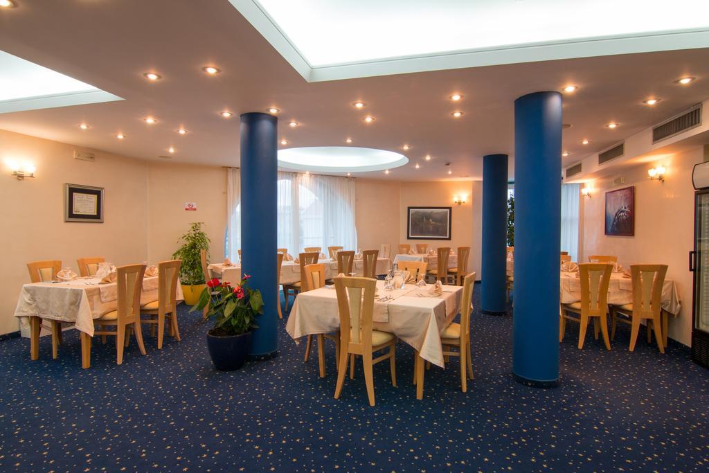 Hotel Blue Star Budva Zewnętrze zdjęcie